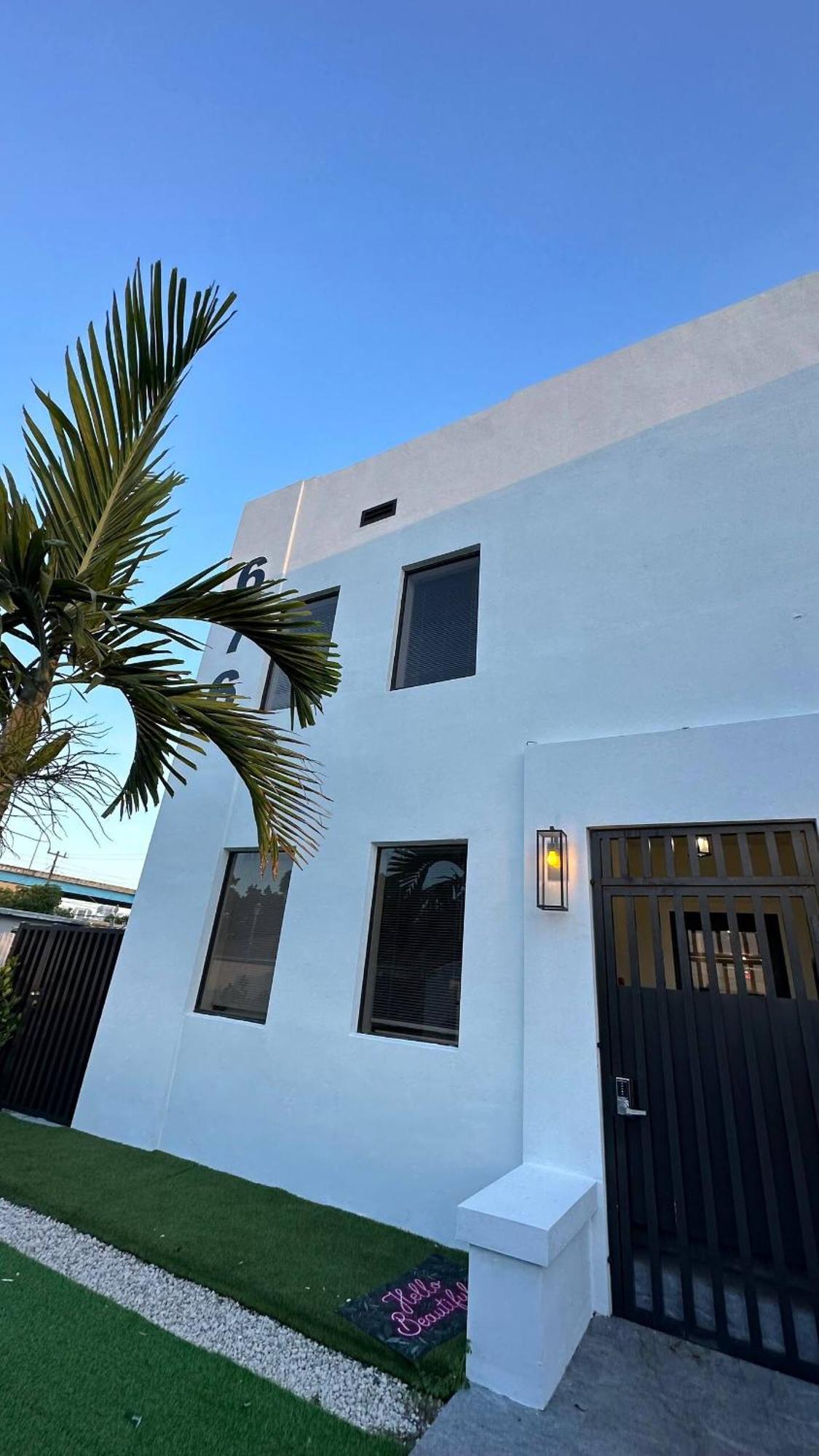 Stanza Hearth Of Design District And Wynwood, Parking, Laundry, Workstation, Fully Equipped Apts, 24/7 Guest Support *